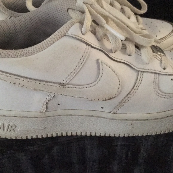 Nike Air sneakers Boy size 4 (big boy) - Picture 6 of 7